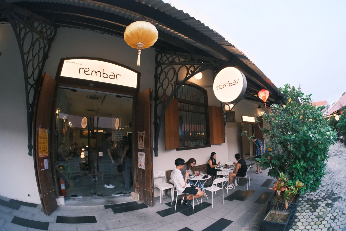 A moment inside Rembar